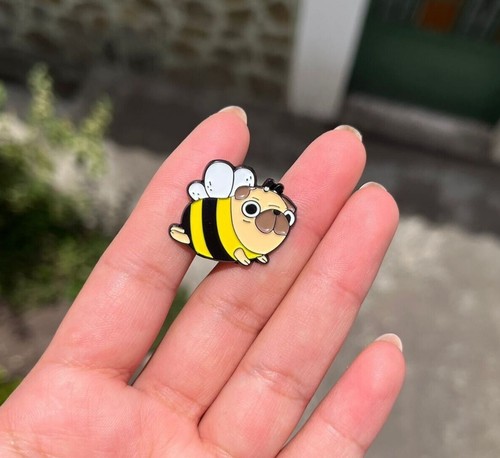 New pin pug - pin, enamel
